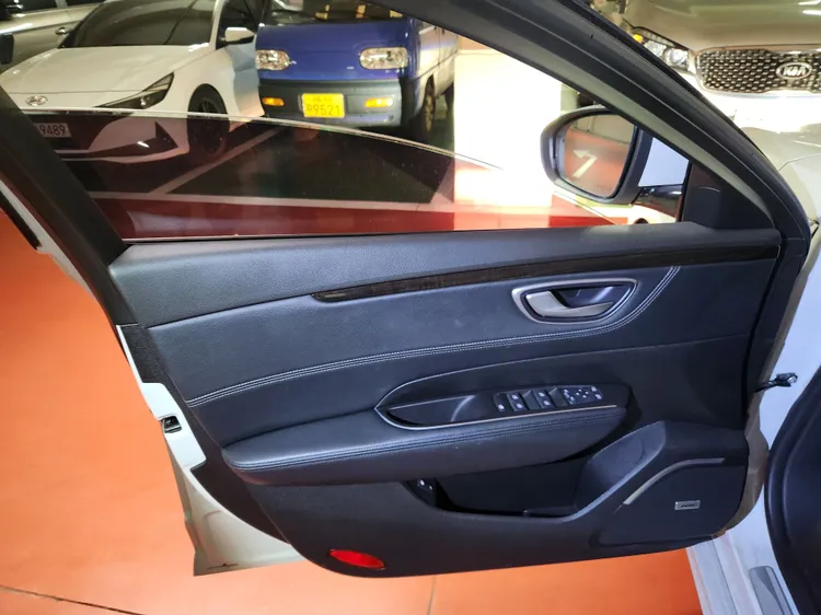 Renault Korea Talisman 16