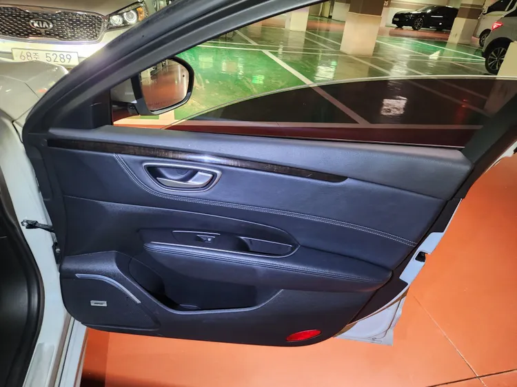 Renault Korea Talisman 18