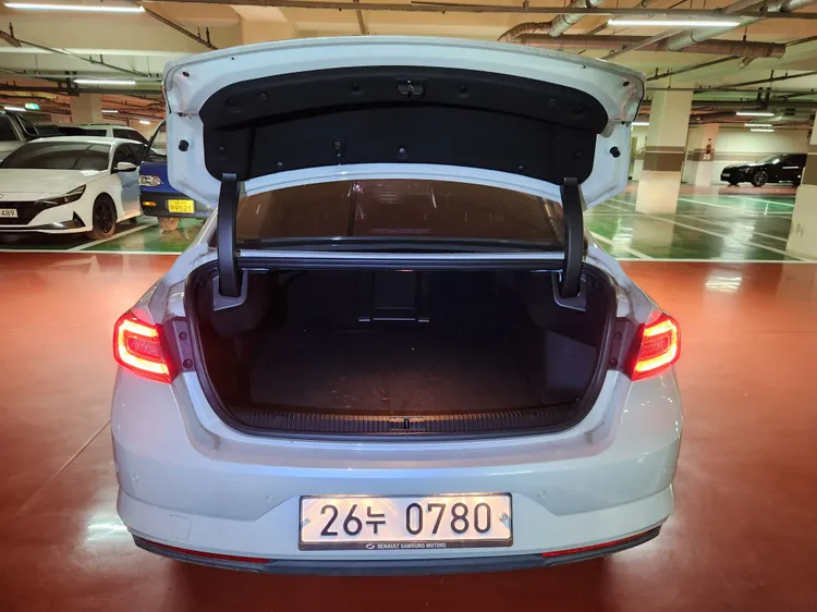 Renault Korea Talisman 5