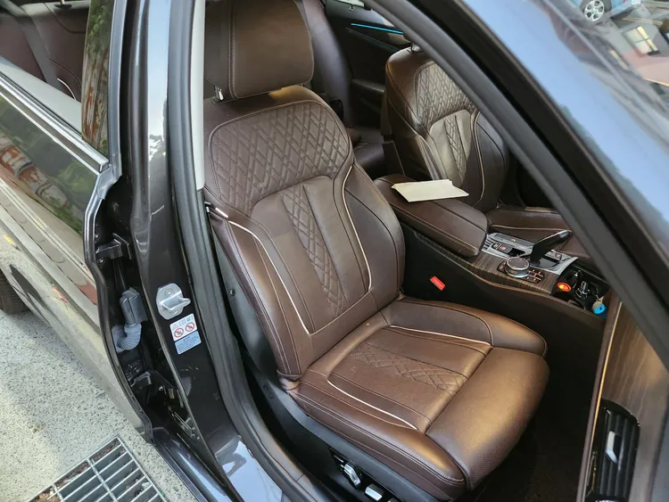 BMW 5 Series (G30) 11