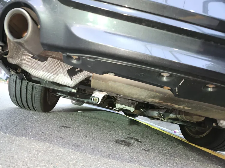 BMW 5 Series (G30) 33