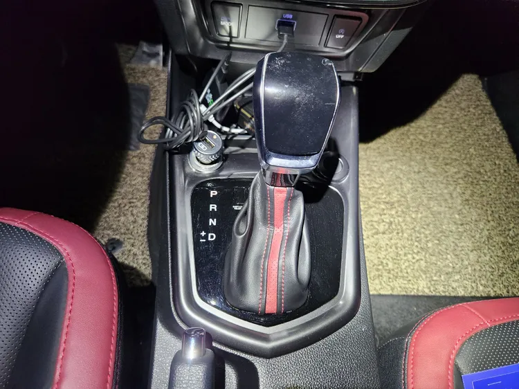 SsangYong (KGM) Very New Tivoli 14
