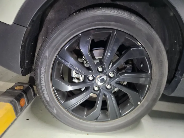 SsangYong (KGM) Very New Tivoli 32