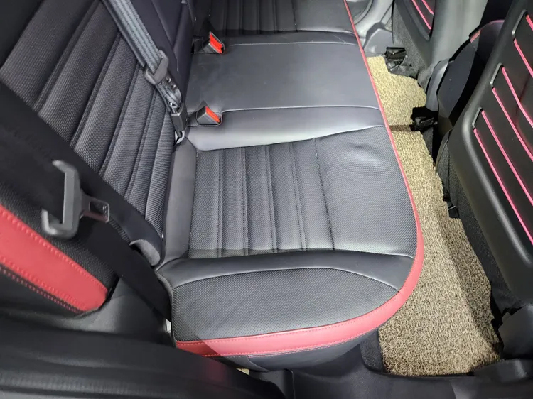 SsangYong (KGM) Very New Tivoli 11