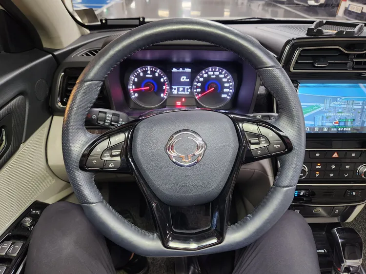 SsangYong (KGM) Very New Tivoli 15