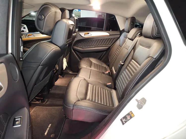 Mercedes GLE-Class (W166) 12