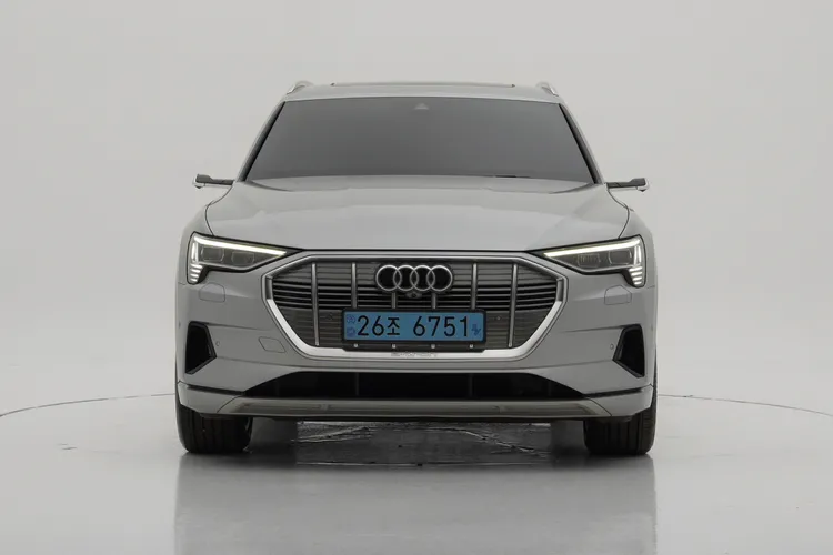 e-tron 55 quattro