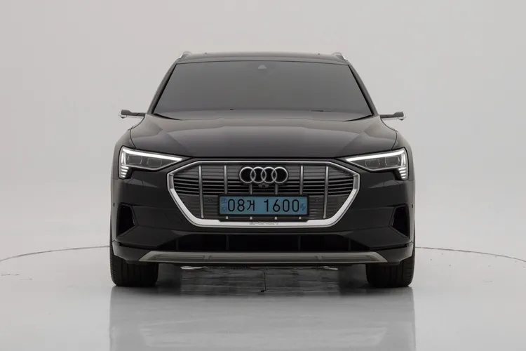 e-tron 55 quattro
