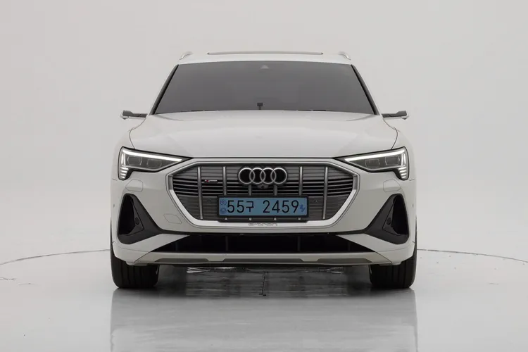 e-tron 55 quattro