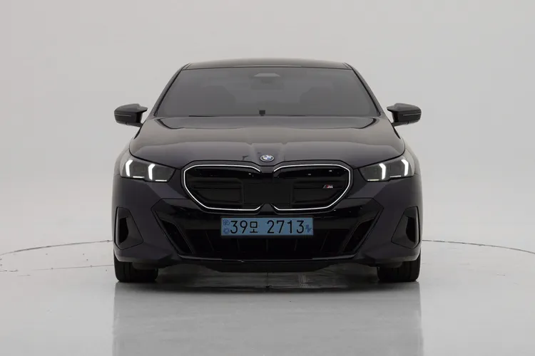 i5 xDrive M60
