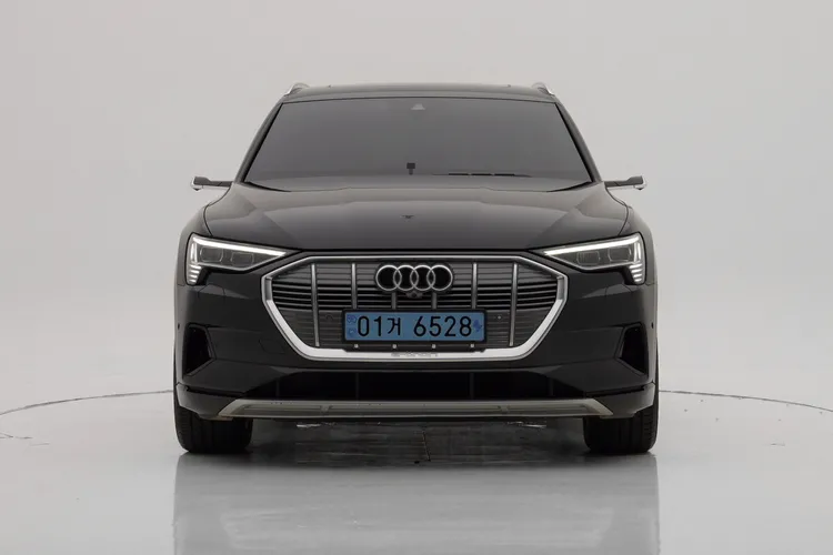 e-tron 55 quattro