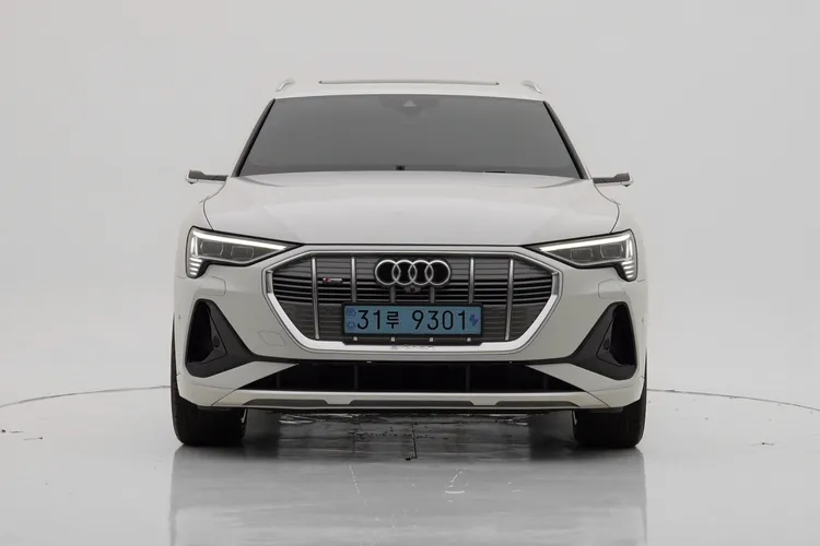 e-tron 55 quattro