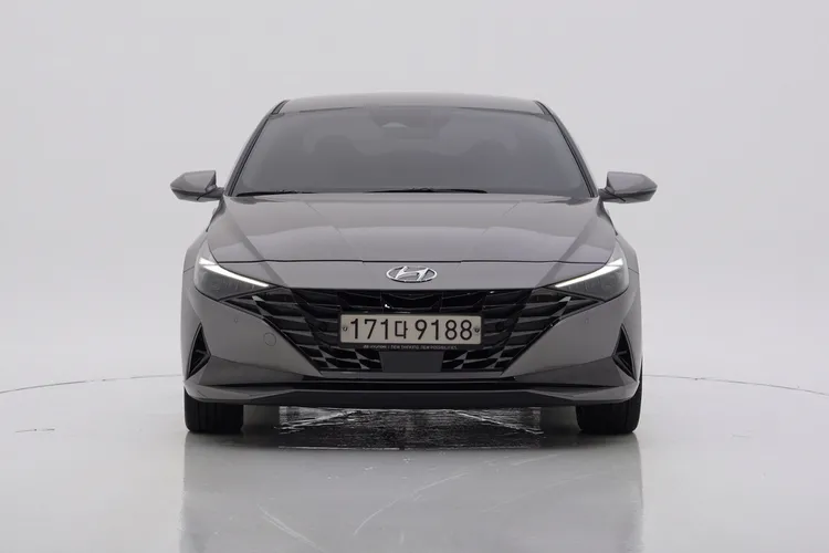 Hyundai Avante (CN7) G 1