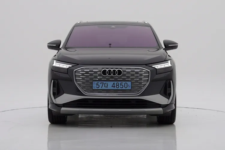 Q4 e-tron 40 Premium