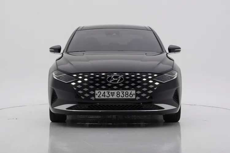 Hyundai Grandeur IG G 1