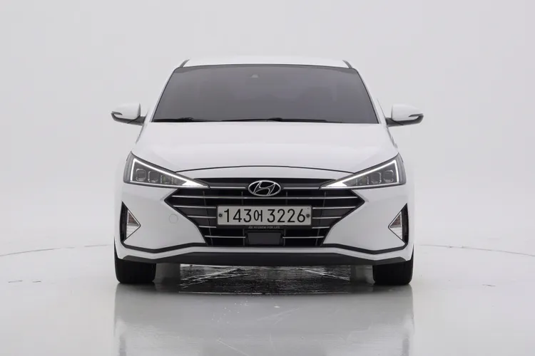 Hyundai Avante AD G 1