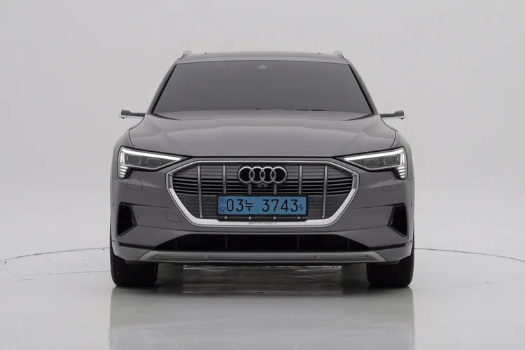 e-tron 55 quattro