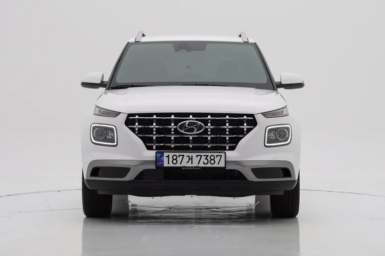Hyundai Venue G 1